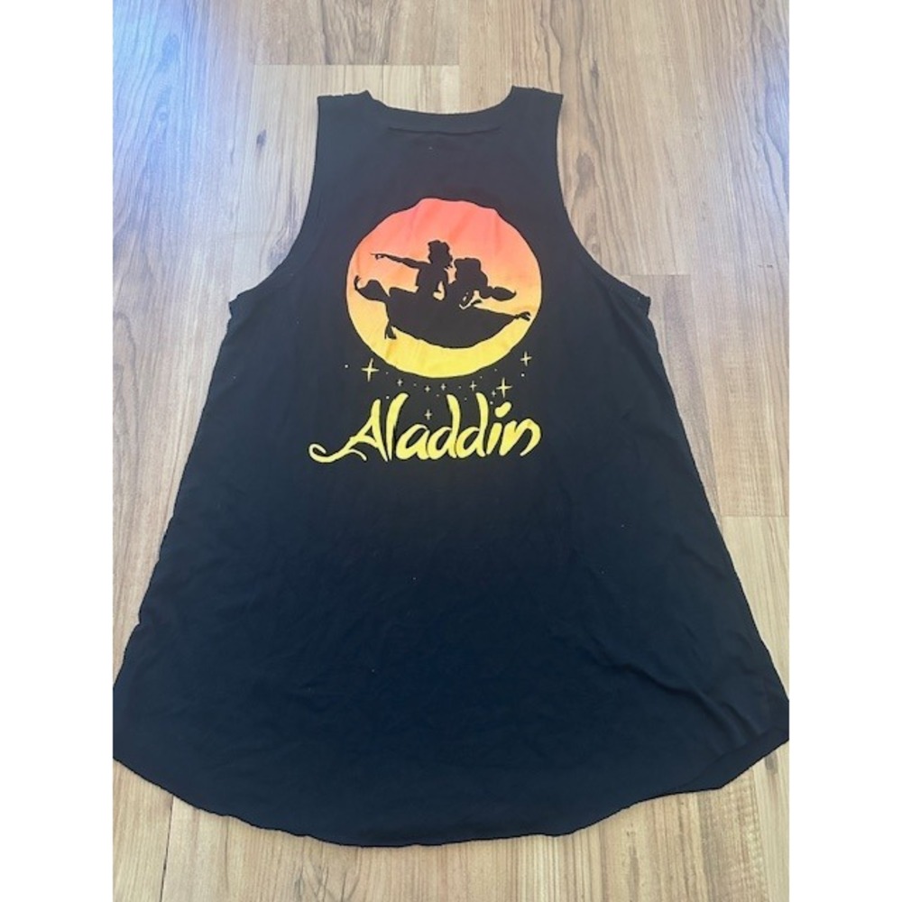 Disney Aladdin Sunset Graphic Racerback Tank‎ Women's Black